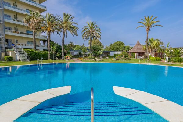Holidays at Atalaya Park Golf Hotel and Resort in Estepona, Costa del Sol