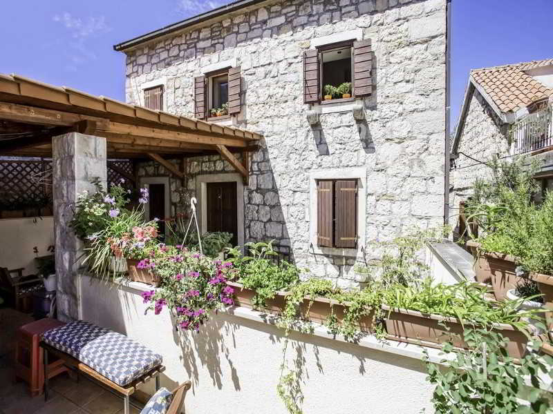 Holidays at Zekan Apartments in Split, Croatia