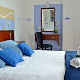 Sun Holidays Hotel Picture 3