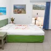 Blue Horizon Apartments Picture 5