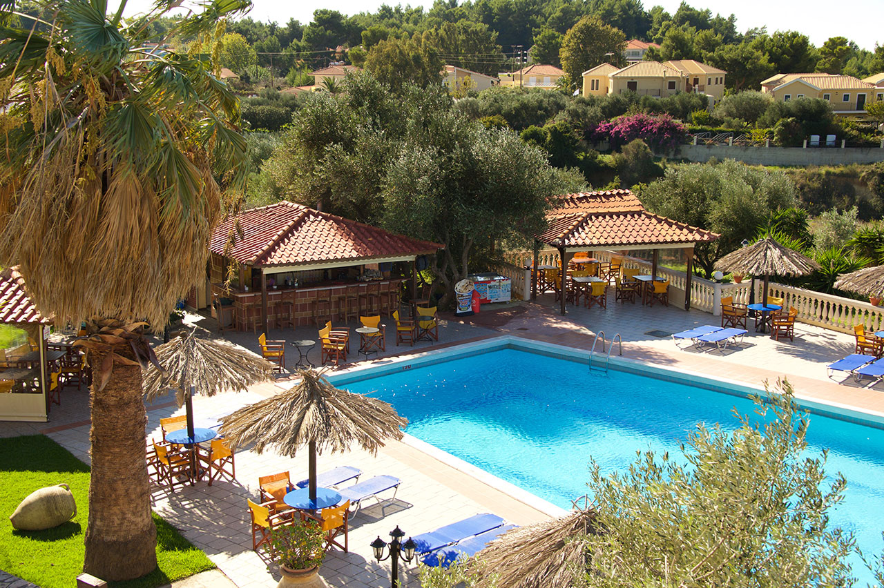 Holidays at Lorenzo Hotel and House Apartments in Lassi, Kefalonia