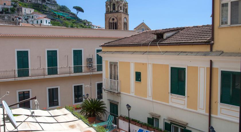 Holidays at Amalfi Hotel in Amalfi, Neapolitan Riviera