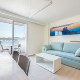 Los Angeles Apartments Picture 2