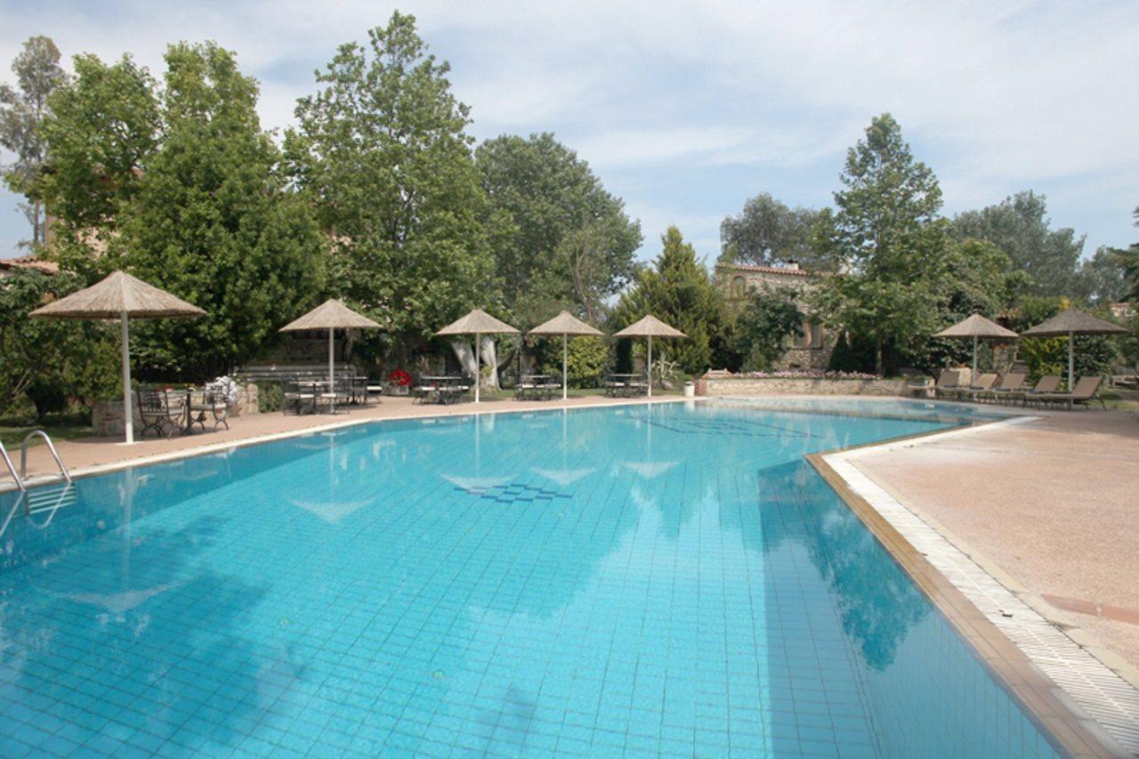 Holidays at Petrino Suites Hotel in Afitos, Kalithea Halkidiki