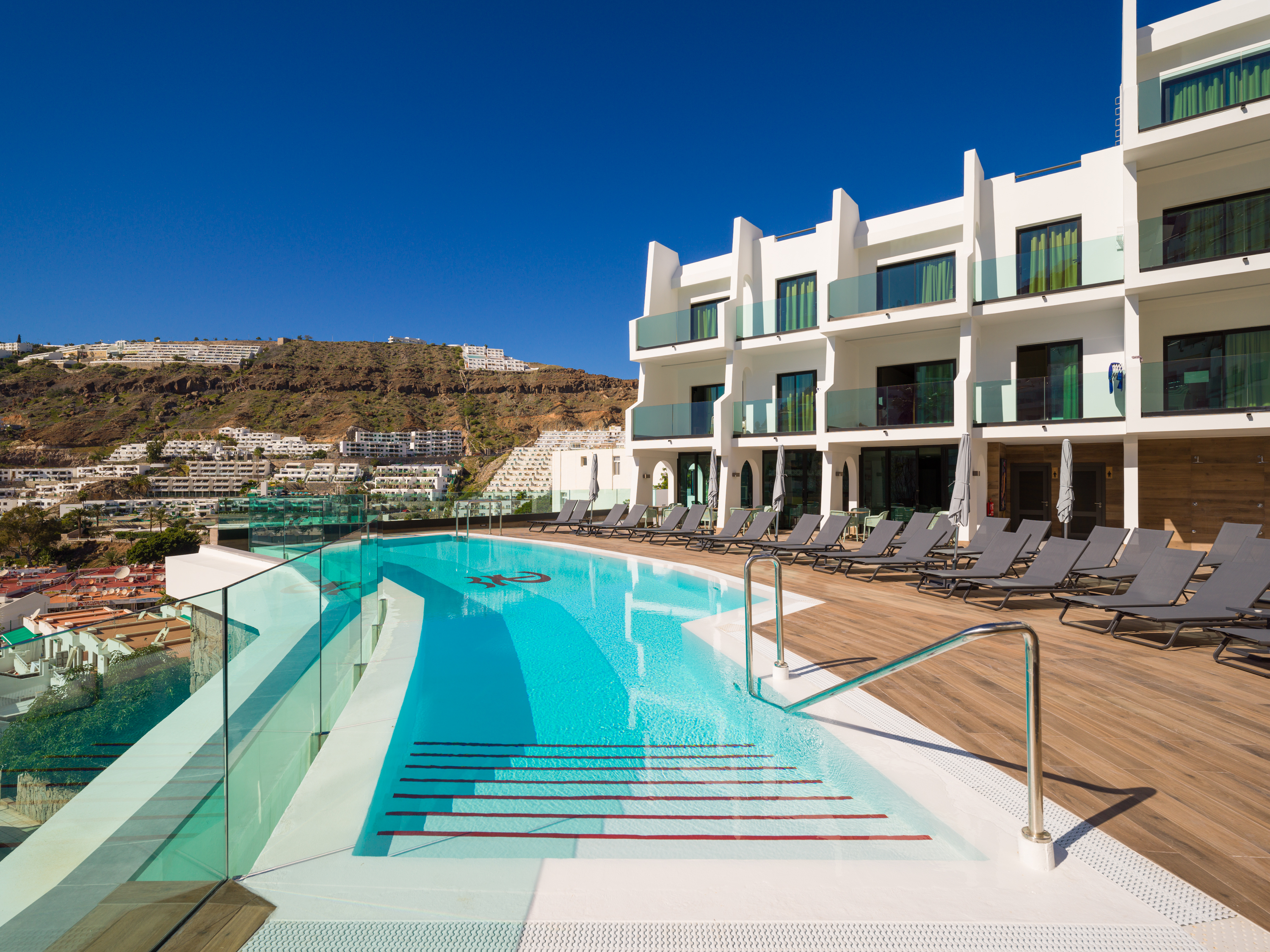 Holidays at Tamanaco Apartments in Puerto Rico, Gran Canaria