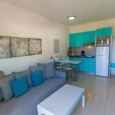 Los Veleros Apartments Picture 17