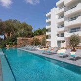 Ferrera Beach Apartments Picture 7
