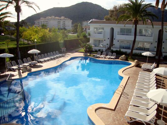 Holidays at Solecito Apartments in Alcudia, Majorca