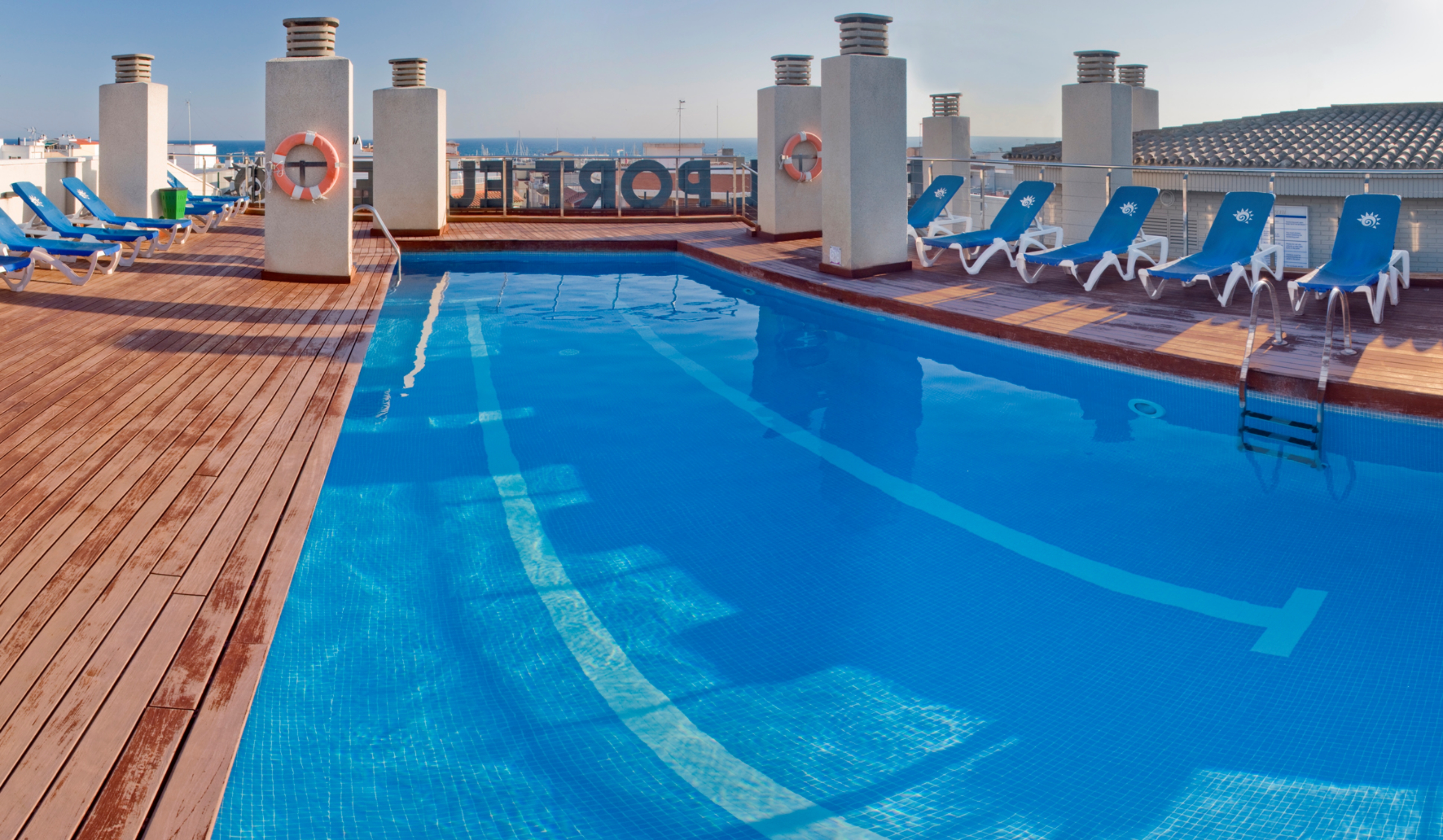 Holidays at Port Eugeni Hotel in Cambrils, Costa Dorada