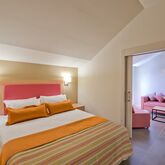 Kentia Apartments Picture 7