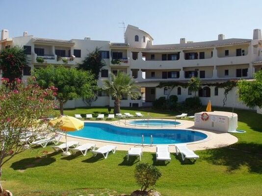 Holidays at Clube Maria Luisa Apartments in Olhos de Agua, Albufeira