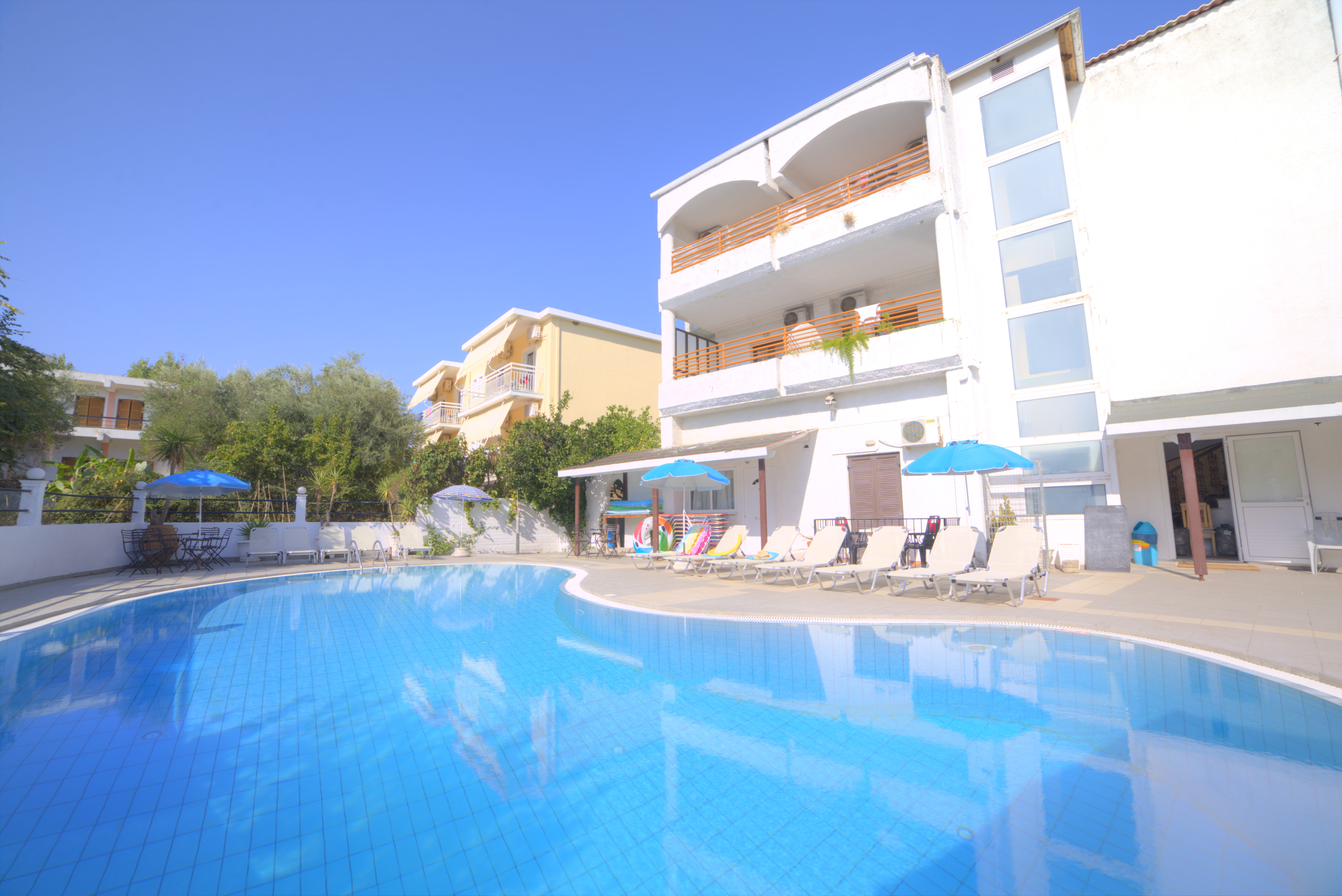 Holidays at Louvre Hotel in Gouvia, Corfu