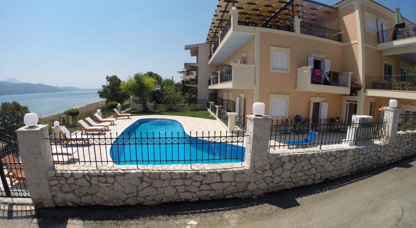 Holidays at Lazaratos Hotel in Lixouri, Kefalonia