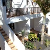 Las Lilas Apartments Picture 7