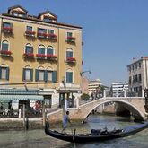 Holidays at Arlecchino Hotel in Venice, Italy