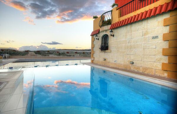 Holidays at Soreda Hotel in Qawra, Malta