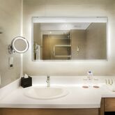 Le Meridien Abu Dhabi Picture 9