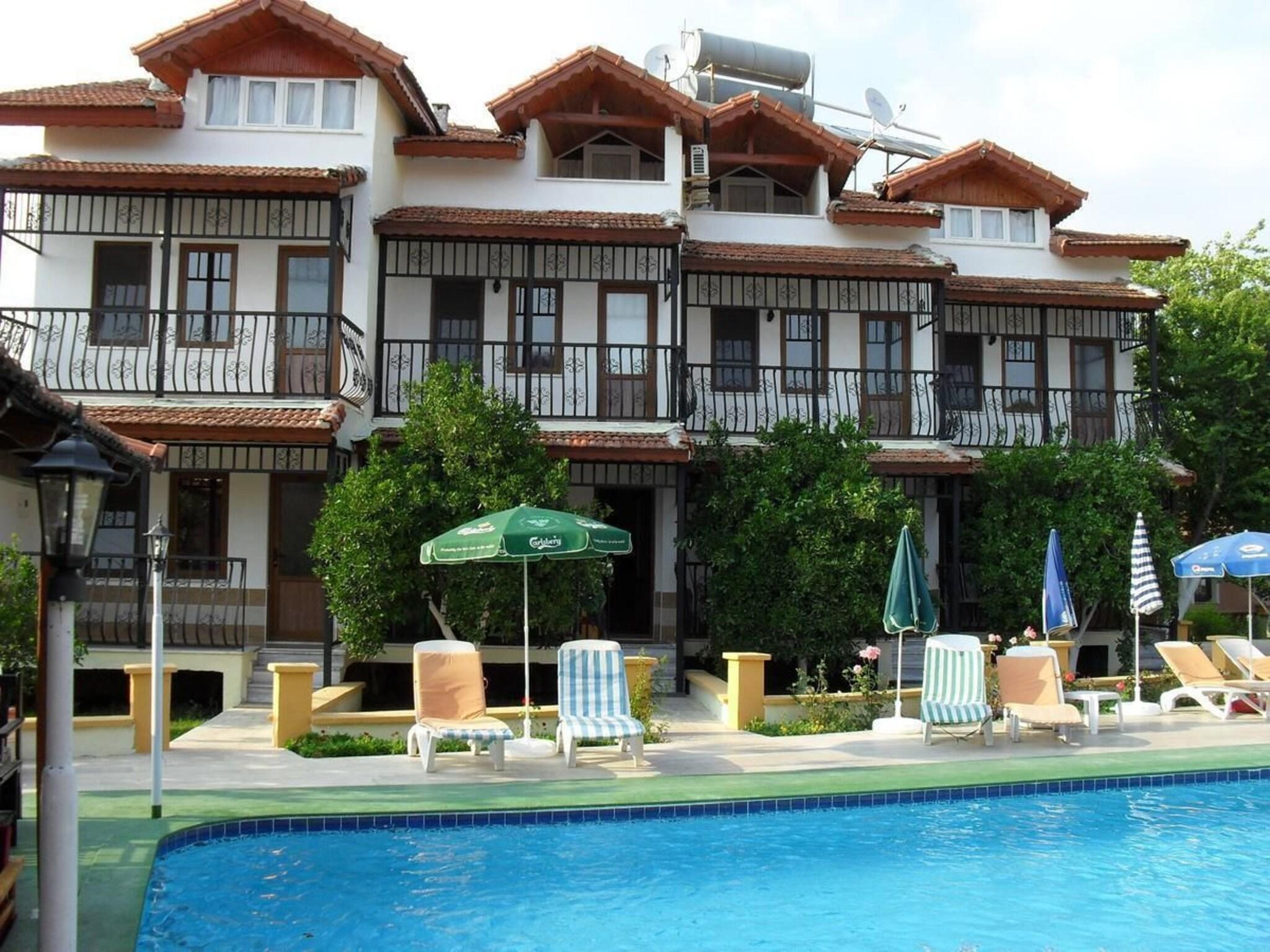 Holidays at Villa Ozalp Apartments in Dalyan, Dalaman Region