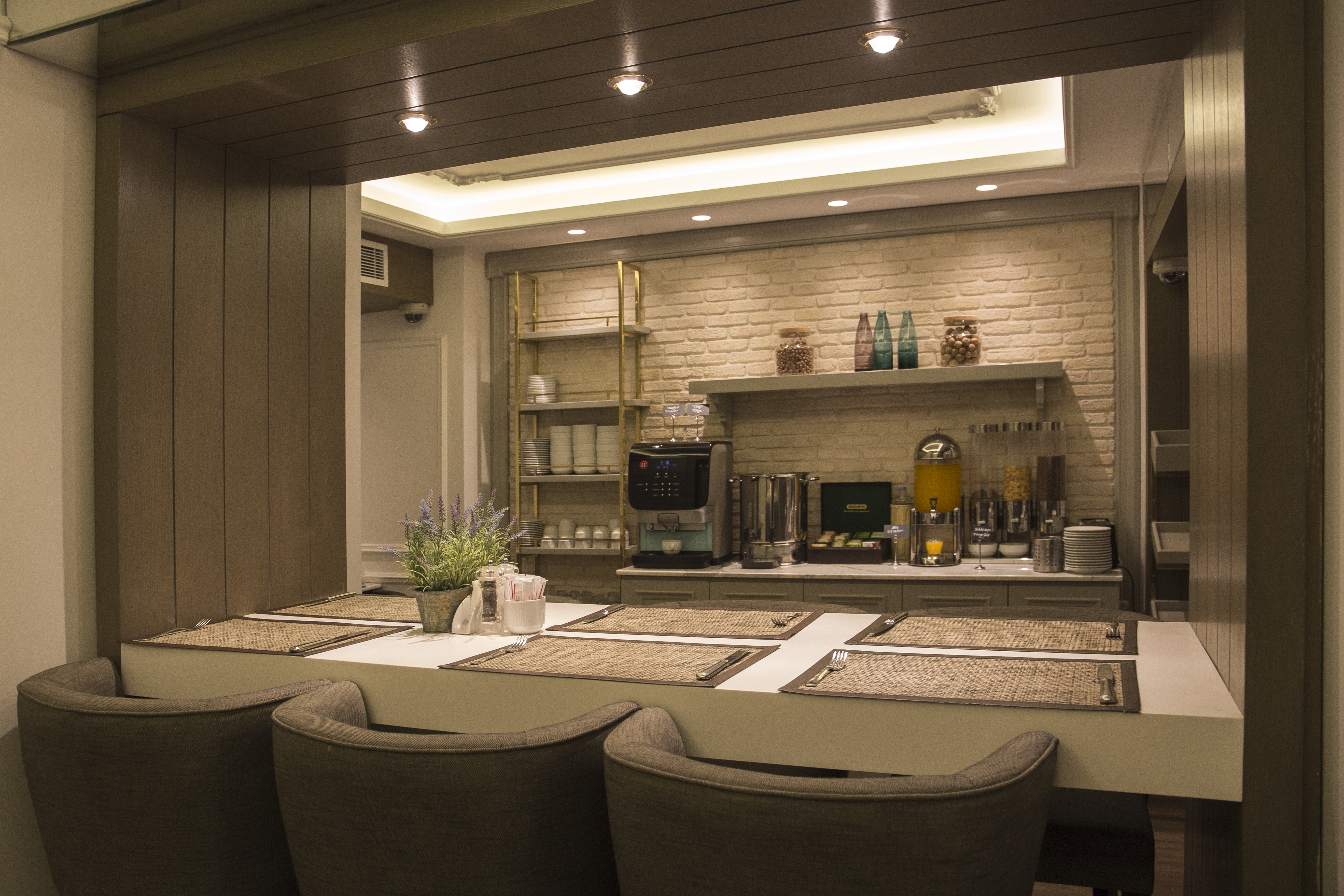 Holidays at Mina Hotel in Istanbul, Turkey