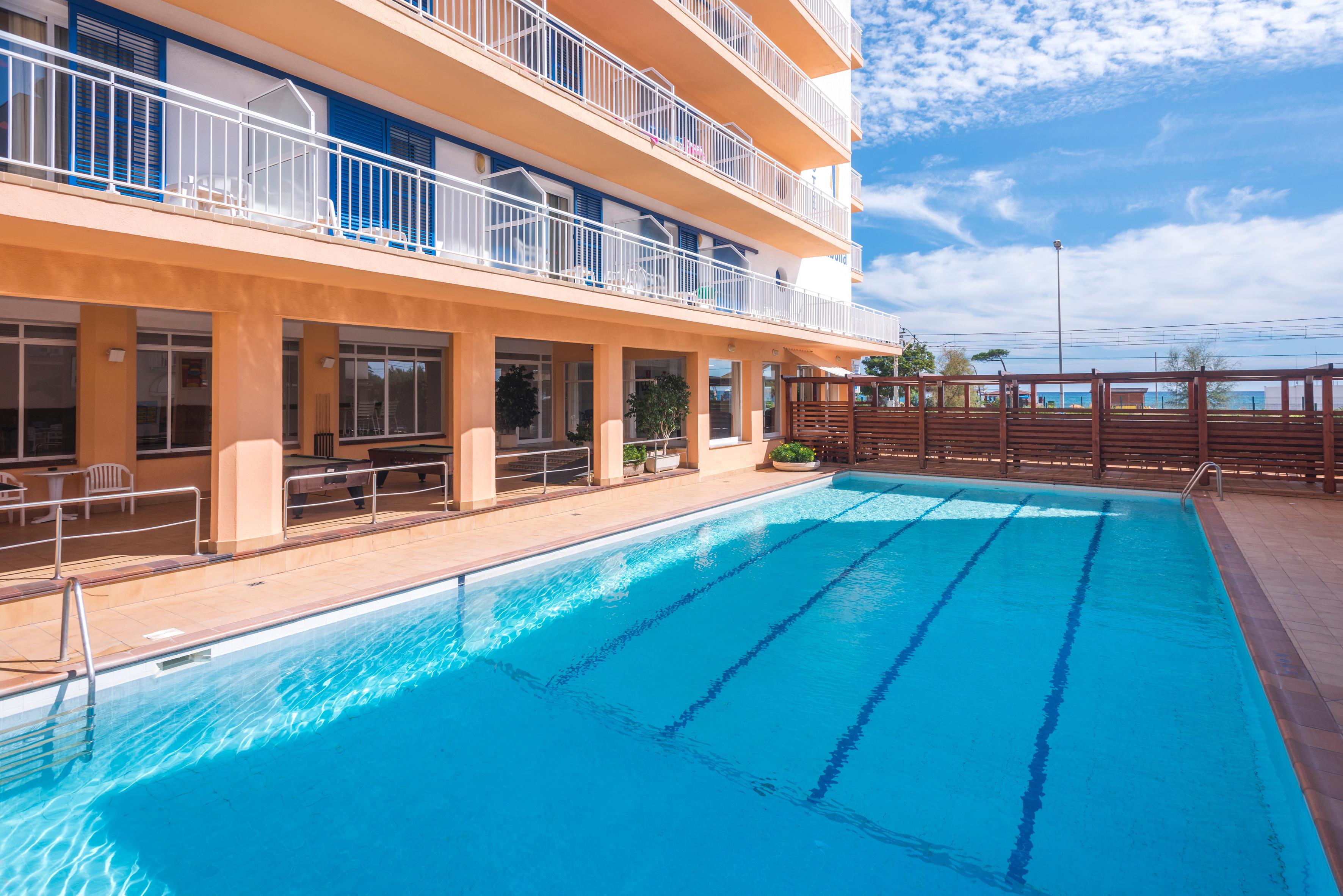 Holidays at Sorrabona Apartments in Pineda de Mar, Costa Brava