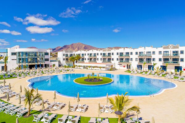 Holidays at Hotel Cordial Marina Blanca in Playa Blanca, Lanzarote