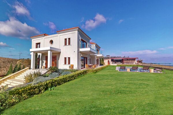Holidays at Villa Ocean in Agia Pelagia (West Heraklion), Crete