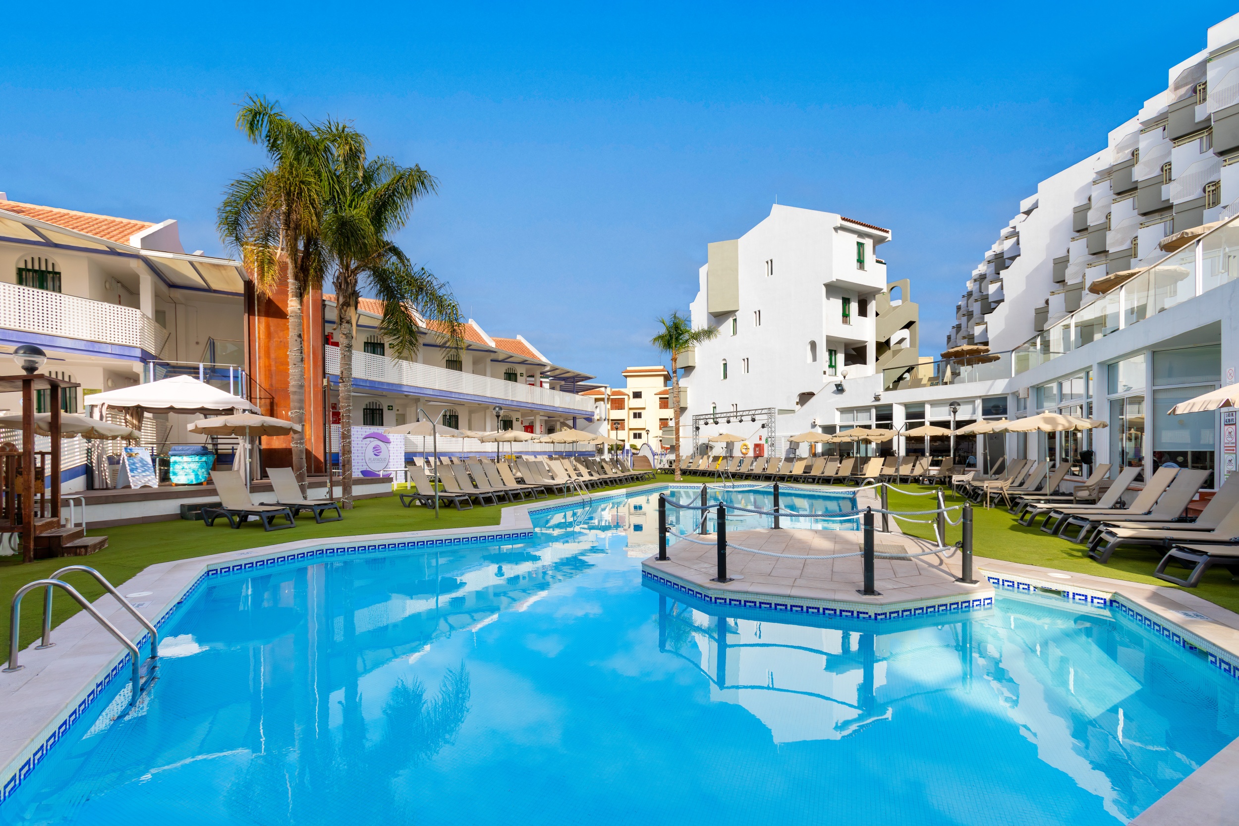 Holidays at Playa Olid Apartments in Torviscas, Costa Adeje