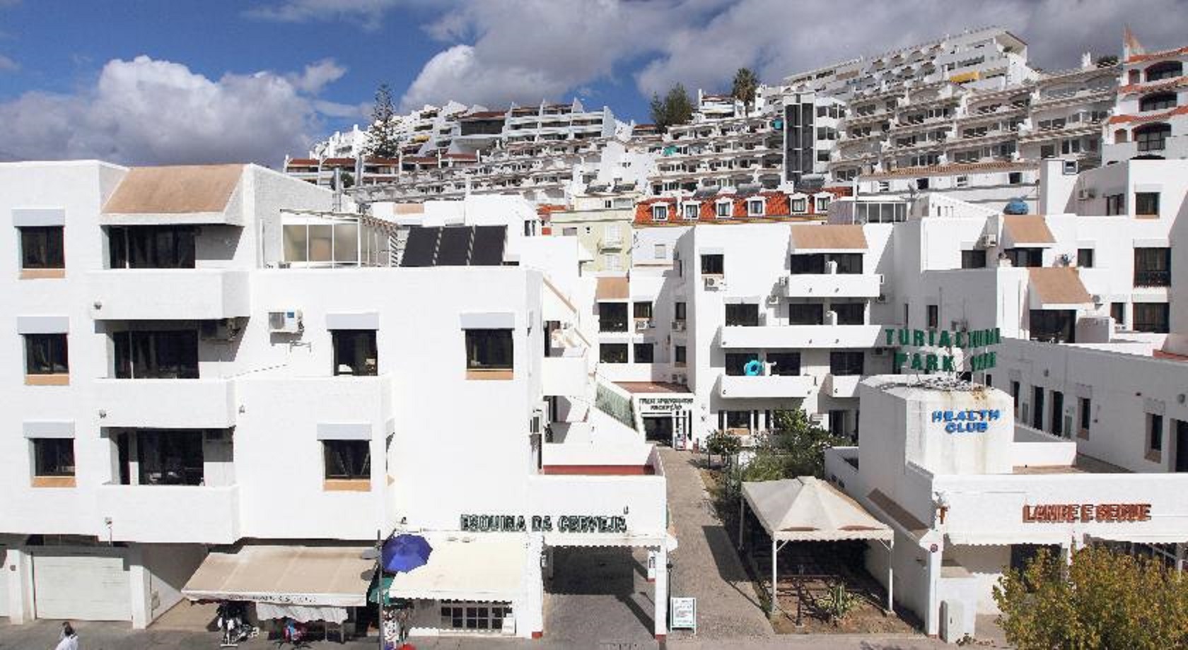 Holidays at Edificio Albufeira Apartments in Albufeira, Algarve