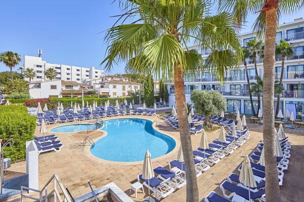 Holidays at Hotel Ilusion Vista Blava in Cala Millor, Majorca