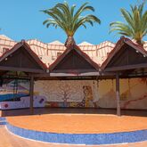 Turbo Club Apartments Picture 13