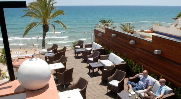 Holidays at Platjador Hotel in Sitges, Costa Dorada
