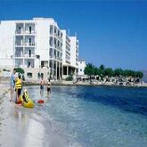 More Hotel Picture 2