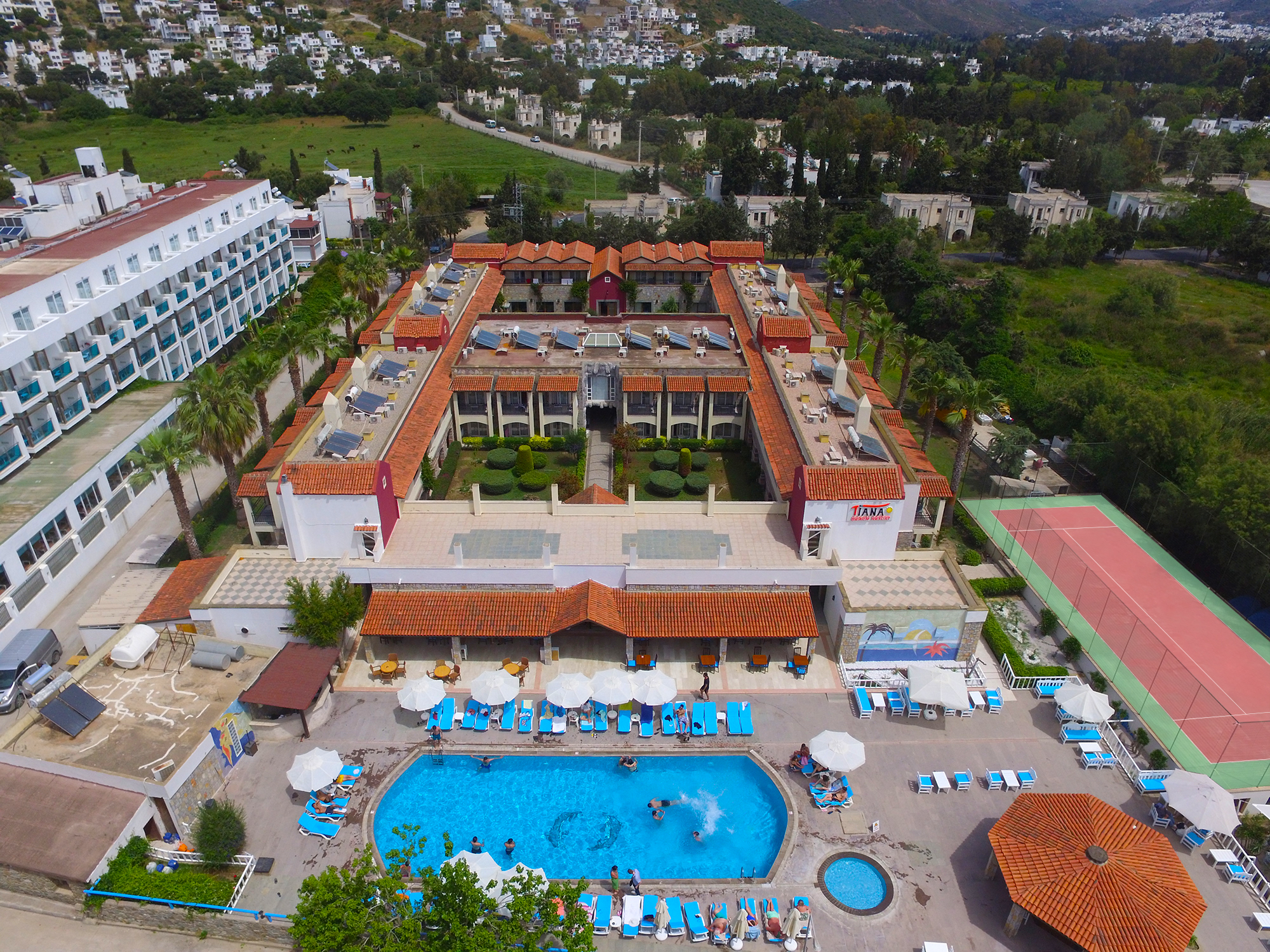 Holidays at Tiana Beach Hotel in Kadikalesi, Turgutreis
