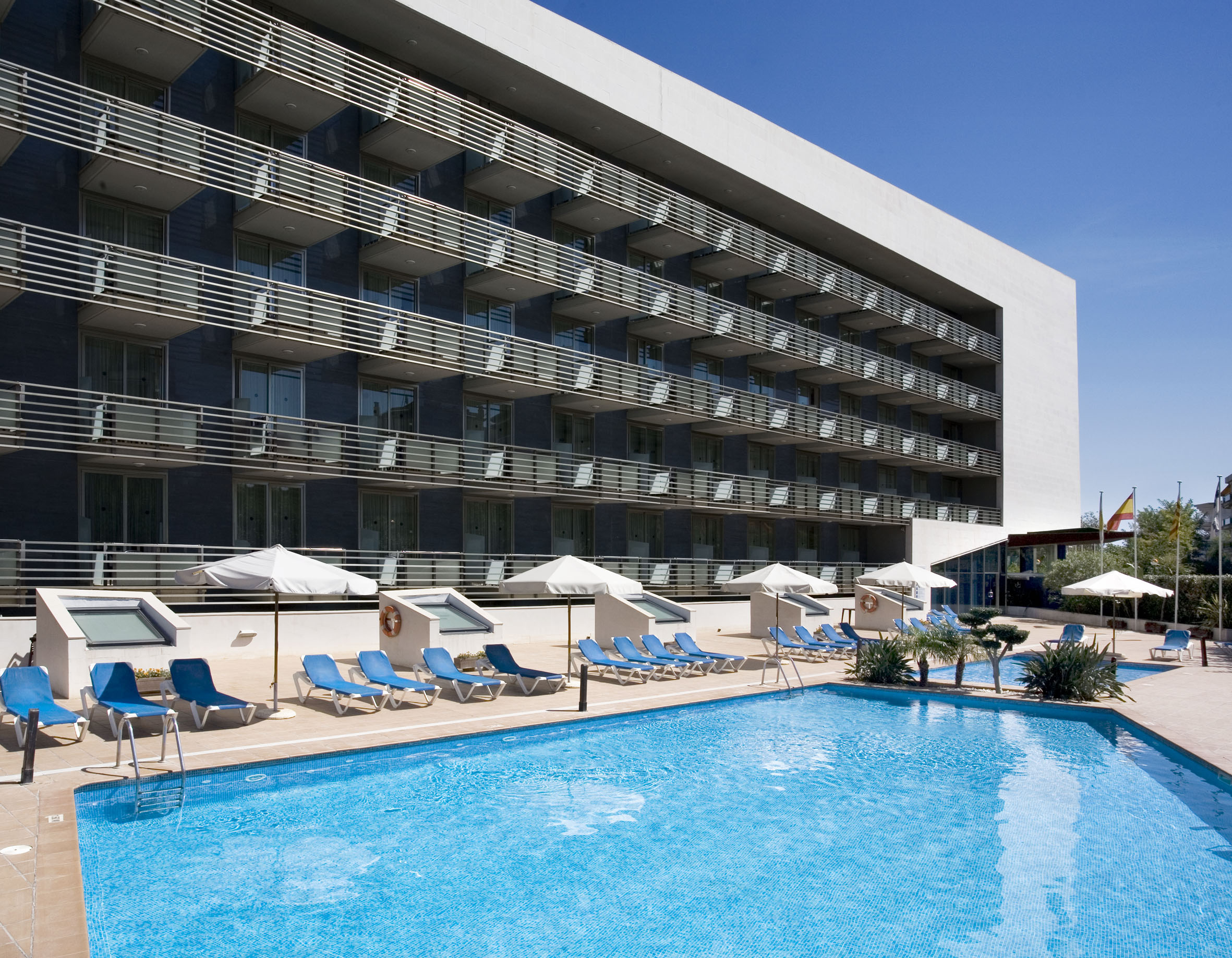 Holidays at Tryp Port Cambrils Hotel in Cambrils, Costa Dorada