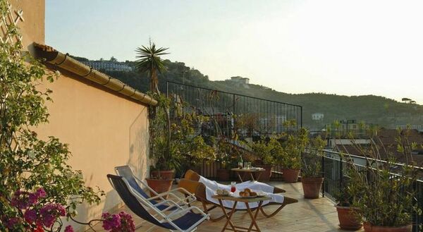 Holidays at Del Corso Hotel in Sorrento, Neapolitan Riviera