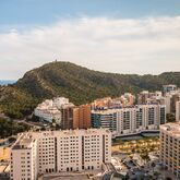 Magic Atrium Beach Apartments Picture 5