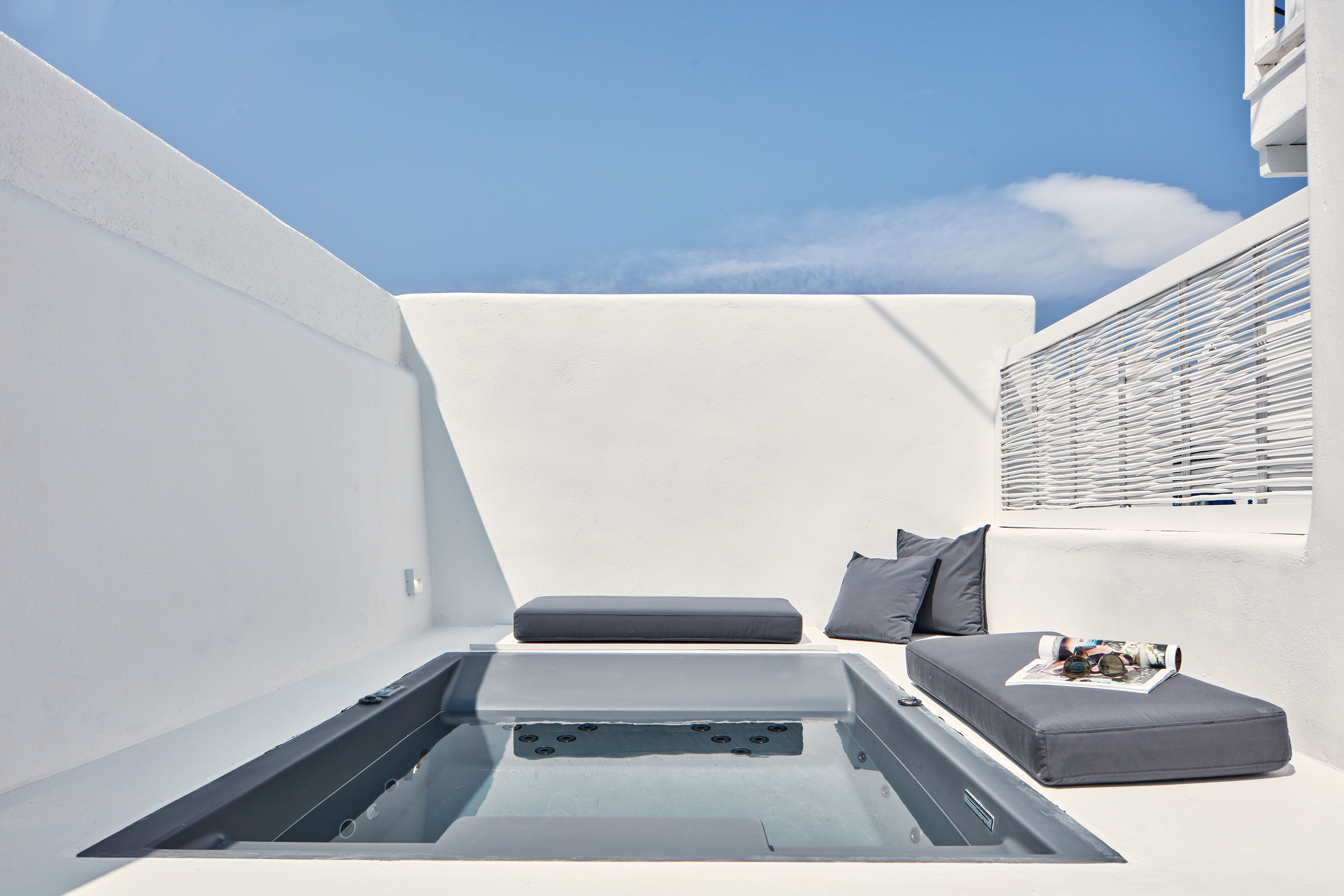 Holidays at Ledra Apartments in Mykonos Town, Mykonos