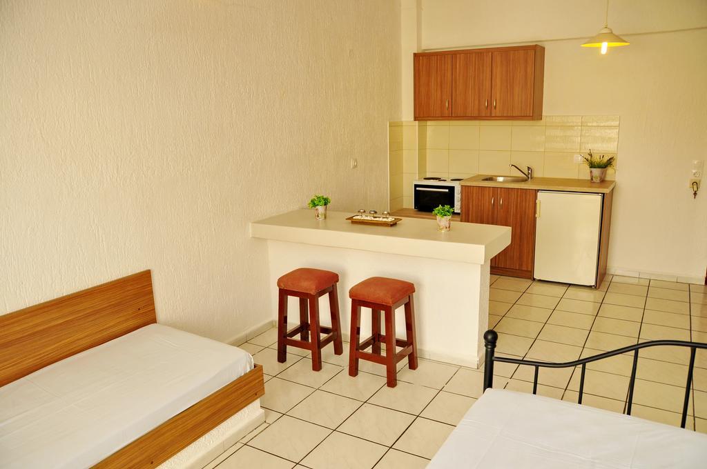 Holidays at Cleopatra Apartments in Hersonissos, Crete