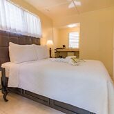Travellers Beach Resort Hotel Picture 3