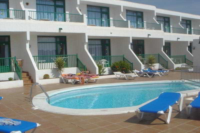 Holidays at Los Rosales Apartments in Puerto del Carmen, Lanzarote
