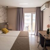 OH Marbella Inn Aparthotel Picture 8