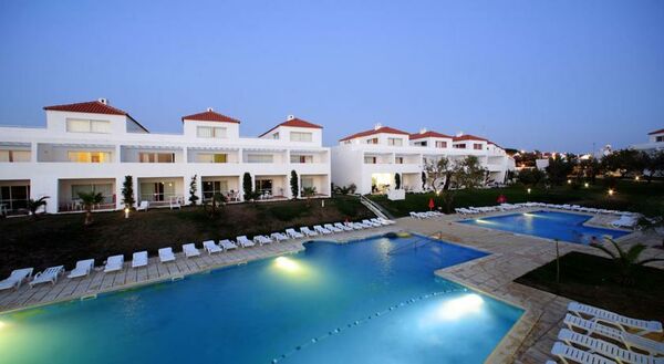 Holidays at Pateo Village Apartments in Albufeira, Algarve
