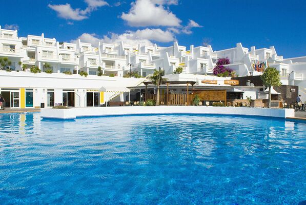 Holidays at BelleVue Aquarius Apartments in Puerto del Carmen, Lanzarote