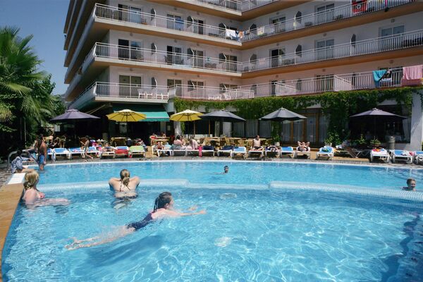 Holidays at Acapulco Hotel in Lloret de Mar, Costa Brava