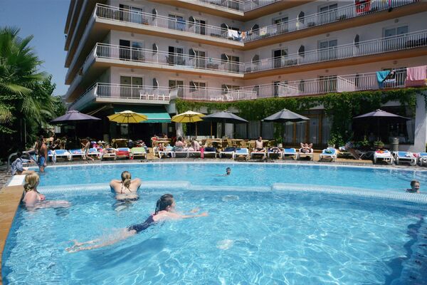 Acapulco deals hotel zante