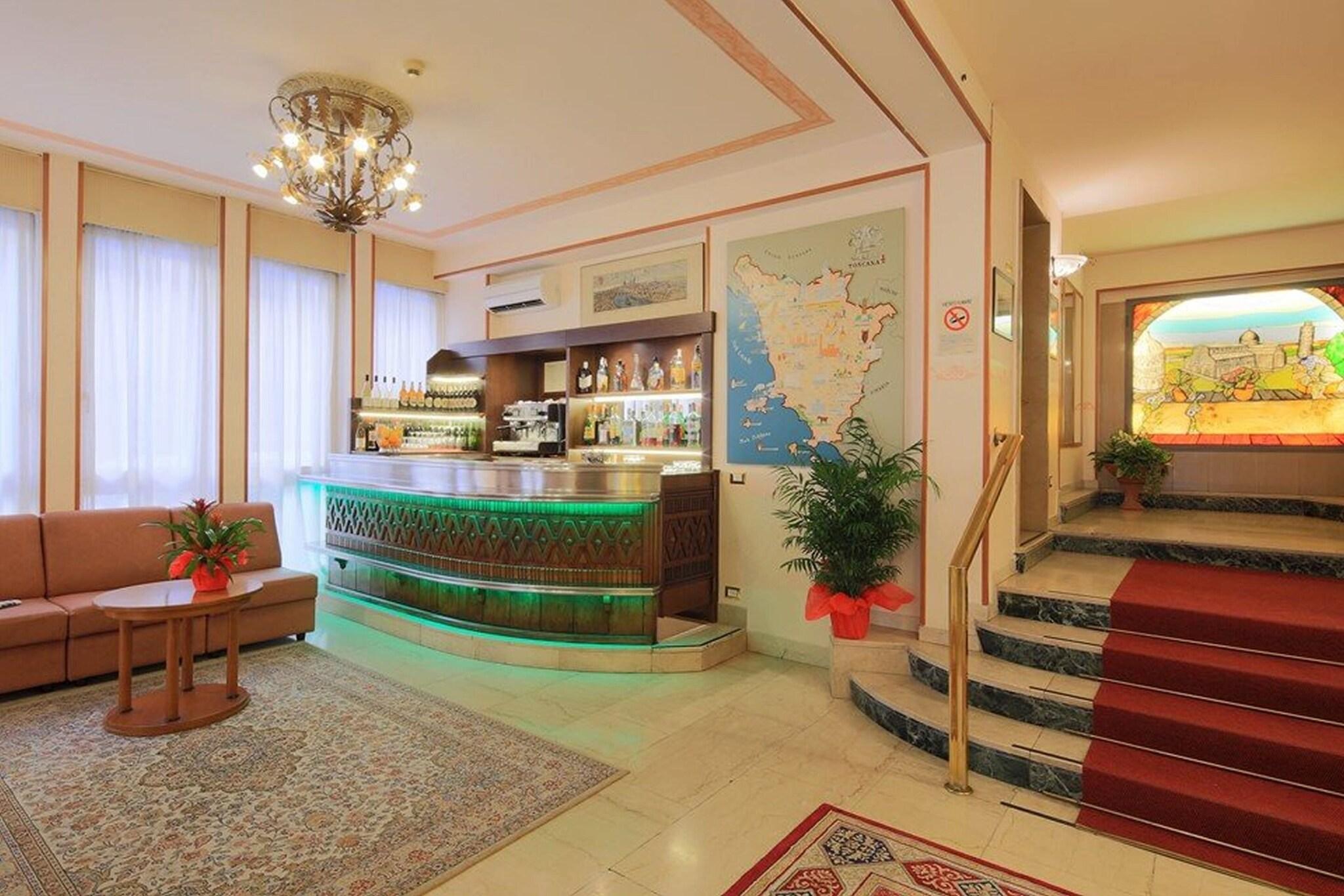Holidays at Terminus and Plaza Hotel in Pisa, Tuscany