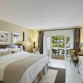 Colony Club by Elegant Hotels Picture 6