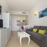Duva Apartments Picture 4