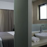 Angela Hotel Downtown Rooms Picture 3