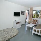 Turbo Club Apartments Picture 8